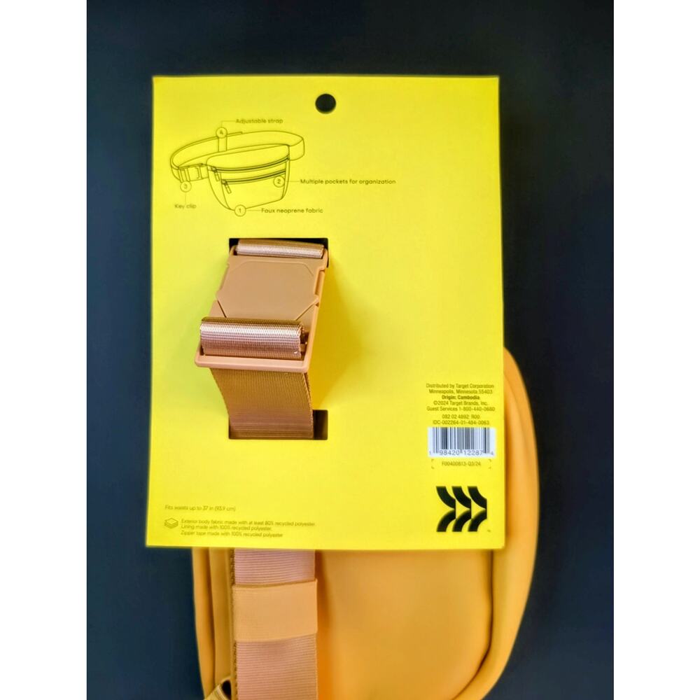 All in Motion Belt Bag - Picture 3 of 4